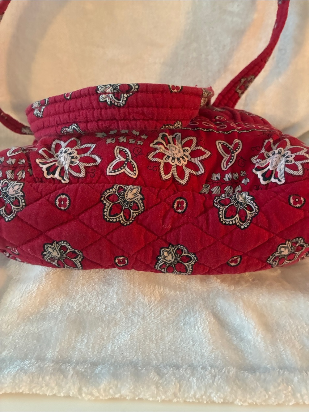 Vera Bradley Red Quilted Floral Tote - Picture 4 of 7